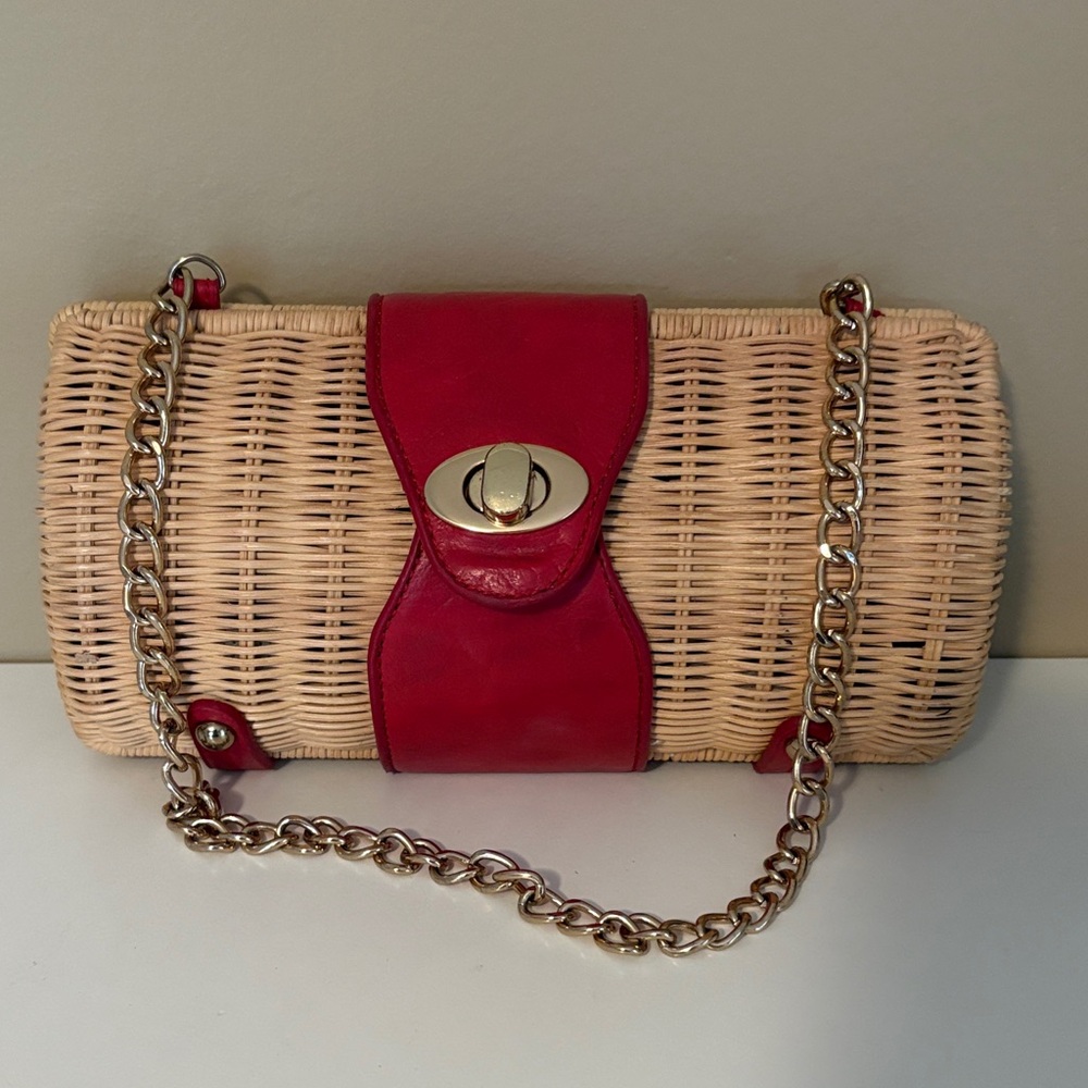 Wicker Clutch